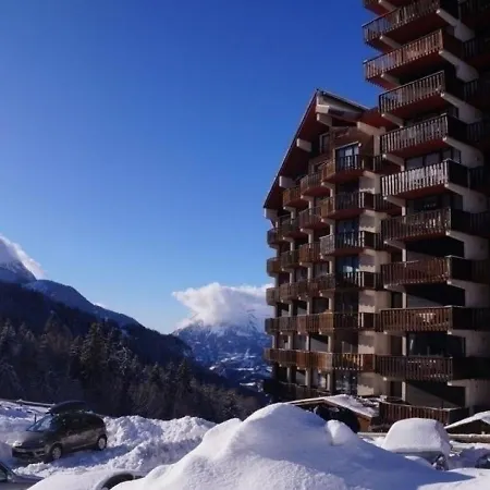 T2 5 Personnes Dans La Voile Des Neiges *